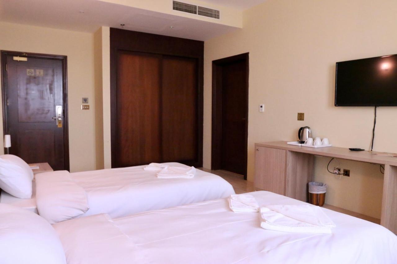 Qatar Youth Hostels Doha Bagian luar foto