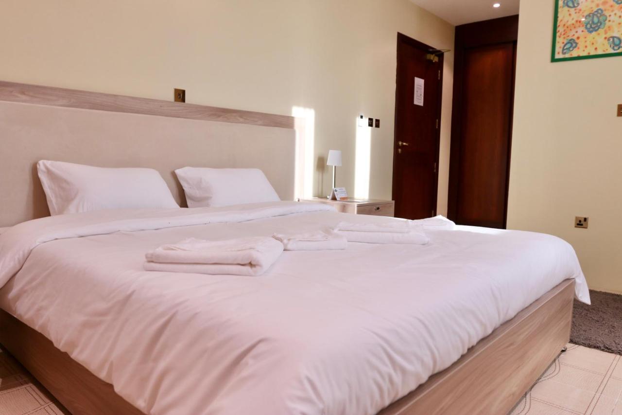 Qatar Youth Hostels Doha Bagian luar foto