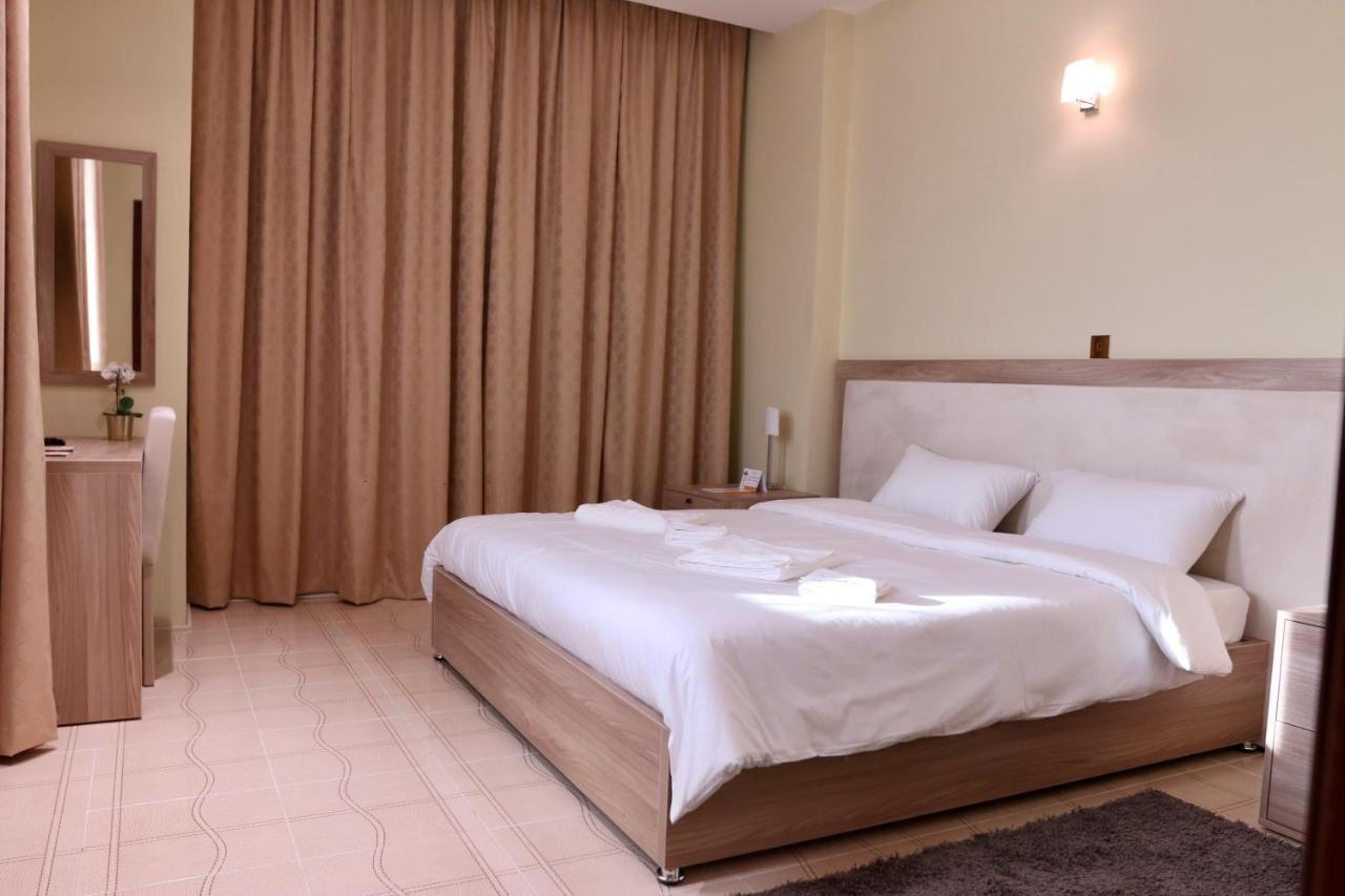 Qatar Youth Hostels Doha Bagian luar foto